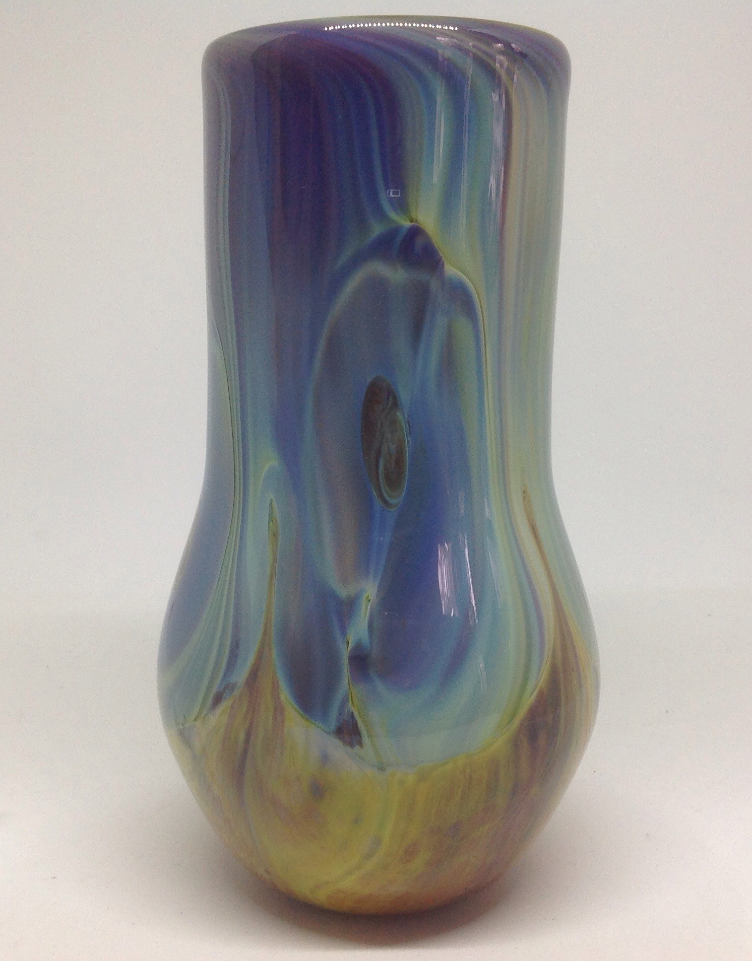 Calcedony Vase